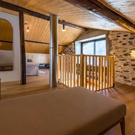 Renovated Triplex House 8 Guests *